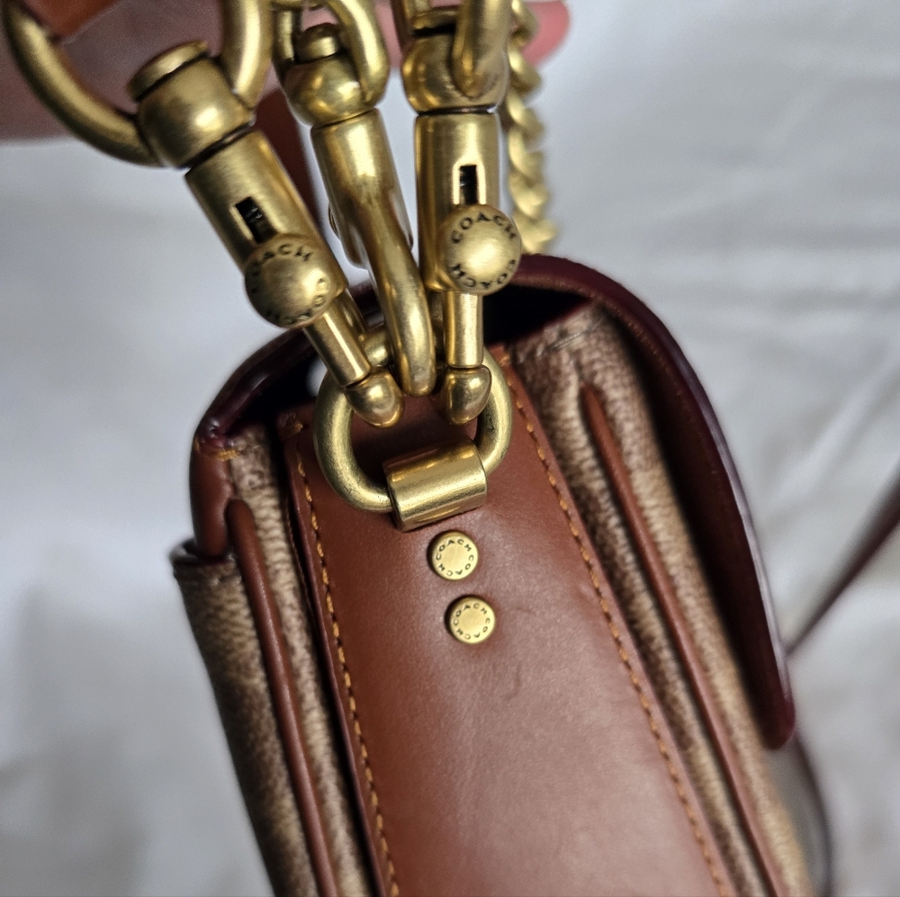 Coach Cassie 19 Crossbody โ Signature Canvas + Leather โ 3 Straps EUC - Picture 7 of 16
